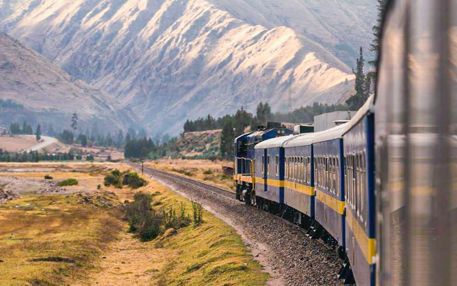 Friends Off the Beaten Path in Peru – 24-day Peru tour with friends