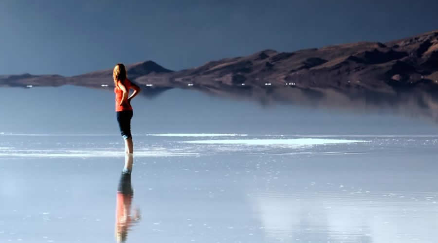 Salar de Uyuni: Colchani, Locomotives and Incahuasi – Bolivia